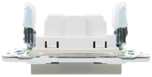 фото Розетка без заземления  IEK SK-R13-10-K37 в Уфе