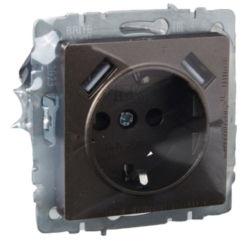фото Розетка с заземлением  IEK BR-R14-16-U21-D21-K45 в Омске