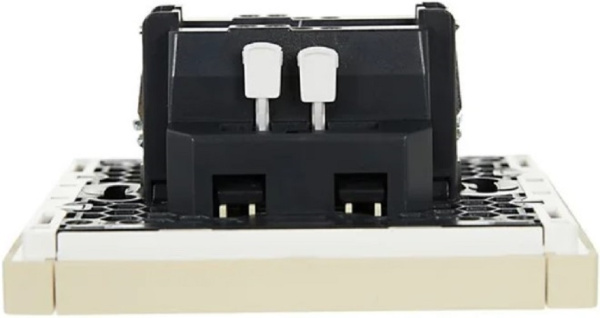фото   IEK FP-V10-0-10-1-K10 в Красноярске