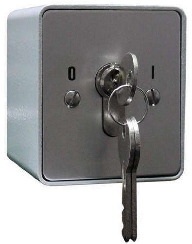 

Переключатель Smartec ST-ES120SM с ключом Keyswitch, накладной, 2 группы контактов НР/НЗ, высокий уровень секретности, ST-ES120SM