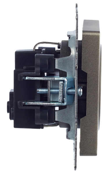 фото Розетка с заземлением  IEK BR-R11-16-K37 в Уфе