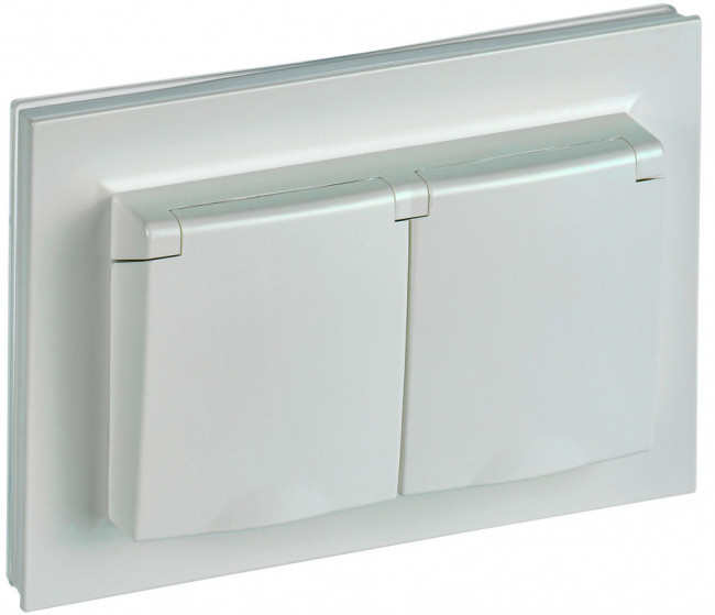 

Розетка двухместная с заземлением в сборе IEK BR-R26-16-44-K36-F BRITE с защитными шторками и крышкой 16А IP44 РСбш12-3-44-БрЖ Жемчужный, BR-R26-16-44-K36-F