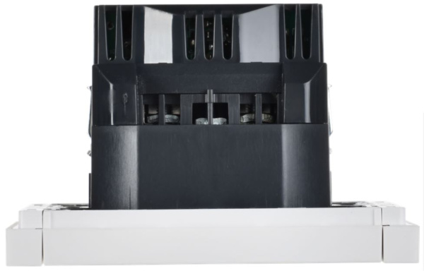 фото Розетка с заземлением с 2 USB  IEK FP-R14-16-U21-D31-K01 в Волгограде