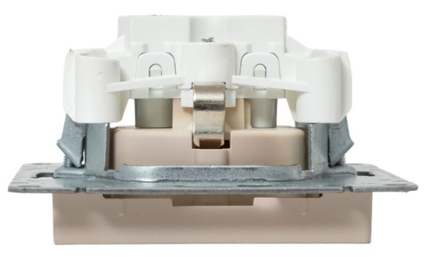 фото Розетка с заземлением  EKF UP1-SOI-110