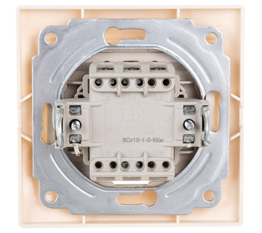 

Выключатель IEK EVK12-K33-10-DM проходной 1-кл. СП Кварта 10А IP20 ВСп10-1-0-ККм кремовый, EVK12-K33-10-DM
