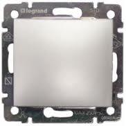 

Выключатель Legrand 770111 Valena без фиксации, 10А, 250В, IP20 (алюминий), 770111