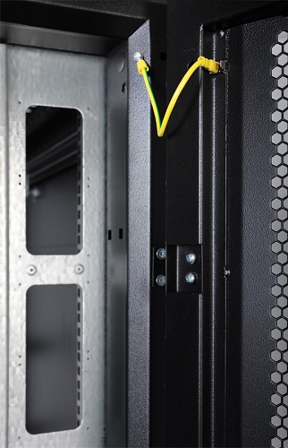 фото Шкаф напольный 19", 48U ЦМО ШТК-СП-48.8.12-48АА-9005 в Екатеринбурге