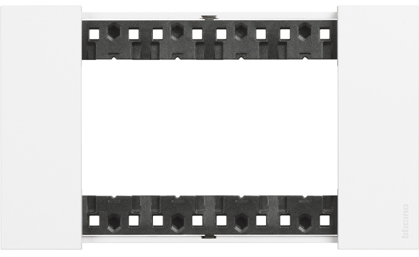 Изображение товара Рамка BTicino KA4804KW для 1 поста и 4 модулей
