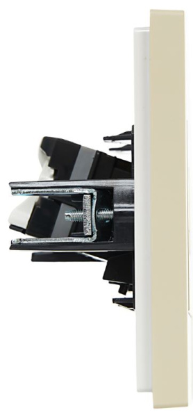 фото Розетка компьютерная  IEK FP-K10-1-K10 в Волгограде