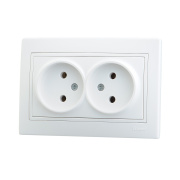 фото Розетка Lezard 701-0202-128