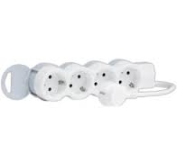 

Удлинитель Legrand 695007 "Стандарт" 4 x 2К+З - с кабелем длиной 3 м, 695007
