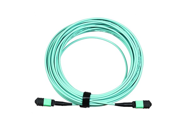 

Кабельная сборка Lanmaster LAN-12M-12M/OM3B-50 MPO-MPO, 12 волокон OM3, тип B (Key Up-Key Up), низкие потери, LSZH, 50 м, аква, LAN-12M-12M/OM3B-50
