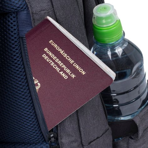 фото Рюкзак для ноутбука Riva 7765 в Красноярске