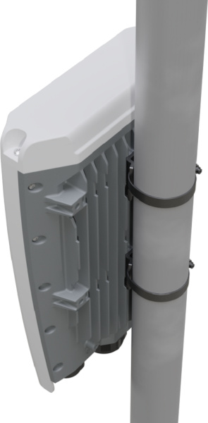 фото Коммутатор  Mikrotik CRS504-4XQ-OUT в Екатеринбурге