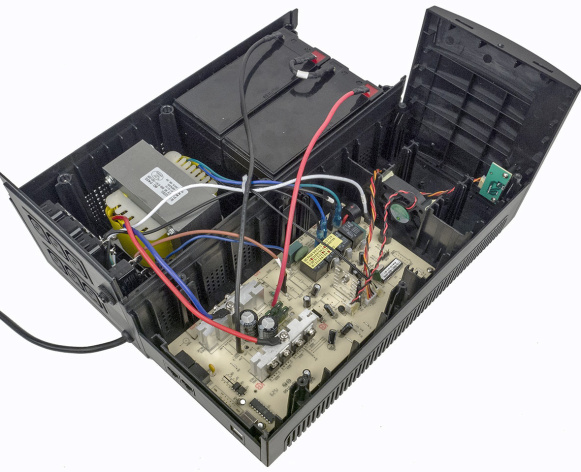 фото Источник бесперебойного питания  Powercom RPT-1025AP
