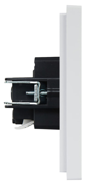фото Розетка с заземлением  IEK FP-R11-16-1-K01 в Ростове-на-Дону