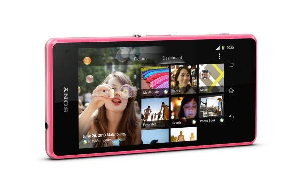 фото Мобильный телефон  Sony Xperia Z1 Compact D5503 Pink