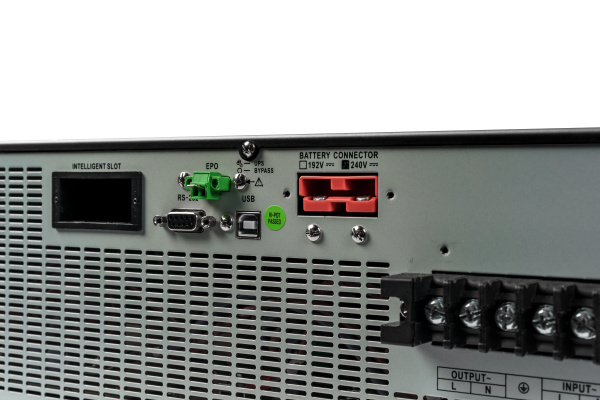 фото Источник бесперебойного питания  Systeme Electric SRVSE10KRTXLI6U в Уфе