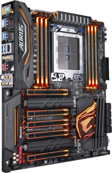фото Материнская плата ATX GIGABYTE X399 AORUS Gaming 7