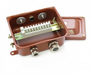 Изображение товара Коробка ЗЭТАРУС zeta30314 для соединения и разветвления цепей