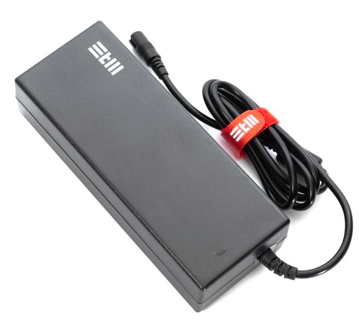 

Адаптер питания универсальный STM BL150 USB, 9 штекеров, защита от КЗ, перегрева, перегрузки, BL150