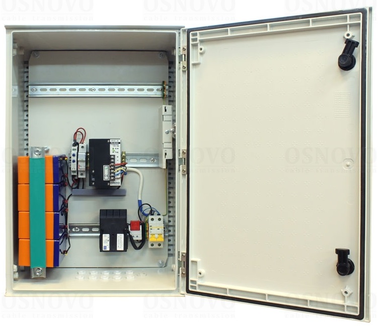 

Коммутатор OSNOVO OSP-46TB1 (уличная станция) в пластиковом шкафу IP66 с термостабилизацией и оптическим кроссом. Радиопрозрачная конструкция. Промышл, OSP-46TB1
