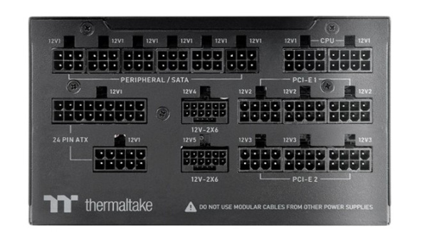 фото Блок питания ATX Thermaltake Toughpower в Санкт-Петербургe
