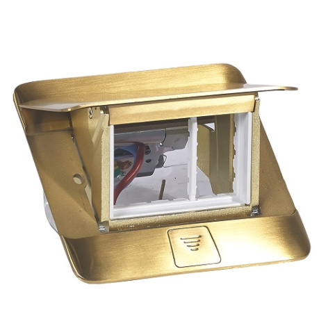 Изображение товара Выдвижной розеточный блок Legrand 054015 из латуни на 3 модуля