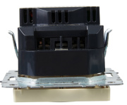 фото Розетка с заземлением IEK BR-R14-16-U21-D21-K10