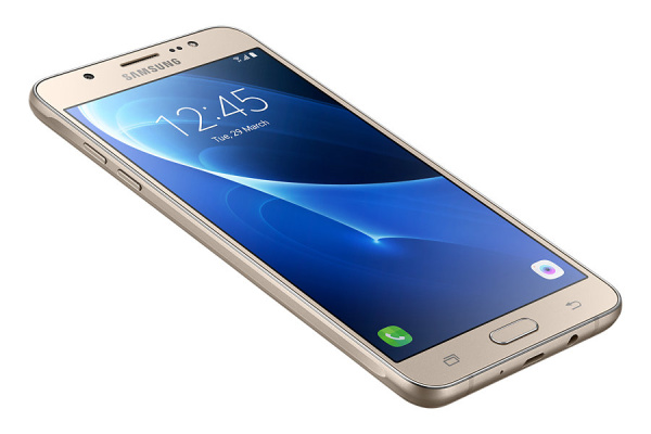 фото Смартфон  Samsung Galaxy J7 (2016) SM-J710 16Gb золотистый