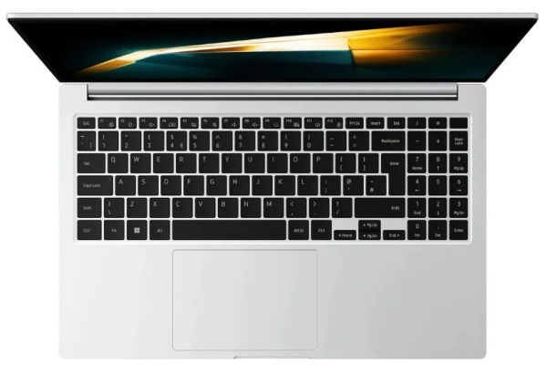 фото Ноутбук  Samsung Galaxy Book 4 NP750 в Санкт-Петербургe 15.6 ", Core 7, 16 Гб RAM, 512 Гб SSD, Серебристый