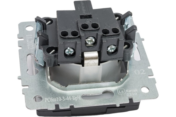 фото Розетка  IEK BR-R16-16-K02 в Екатеринбурге