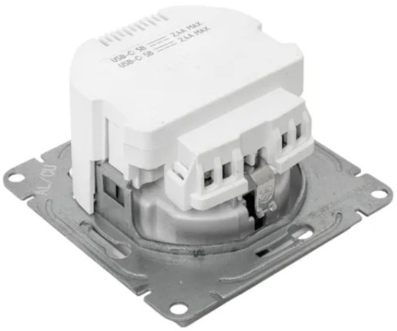 фото Розетка с заземлением с 2 USB  EKF UP1-SOA-111-2USBC