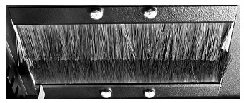 

Щеточный ввод Eurolan 60A-35-10-94BL 100×140 мм, черный, 60A-35-10-94BL