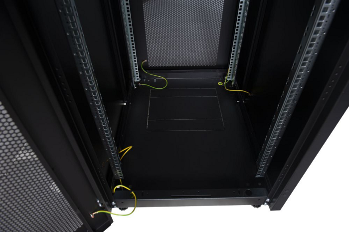 

Шкаф напольный 19", 47U Datarex DR-721631 телекоммуникационный 600х1000, передняя дверь перфорация, задняя стенка перфорированная, черный, DR-721631