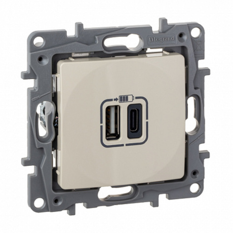 Изображение товара Зарядное устройство Legrand 672236 для внутреннего применения, IP20, 2 разъема