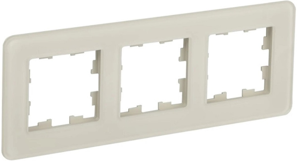 Изображение товара Тройная рамка IEK BR-M32-G-41-K98 для выключателей и розеток, премиум качество