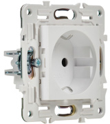 фото Розетка с заземлением IEK SK-R14-16-1-K01