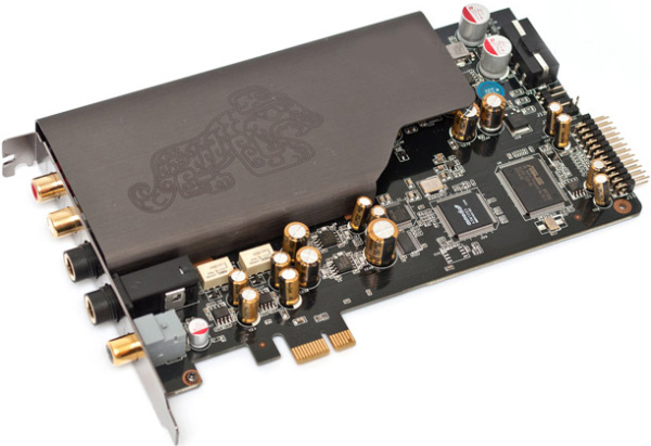 фото Звуковая карта PCI-E ASUS Xonar ESSENCE STX II 7.1 в Санкт-Петербургe
