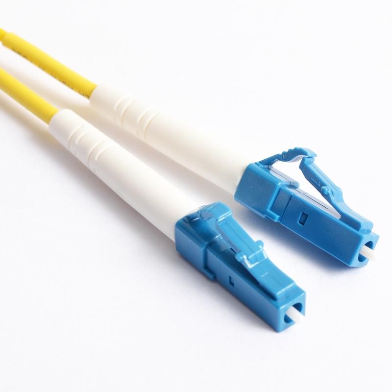

Патч-корд волоконно-оптический Vimcom LC-LC simplex 5m 50/125,ОМ3, LC-LC simplex 5m