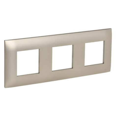 Изображение товара Рамка тройная IEK SK-M32-K37 для внутренней электрической установки