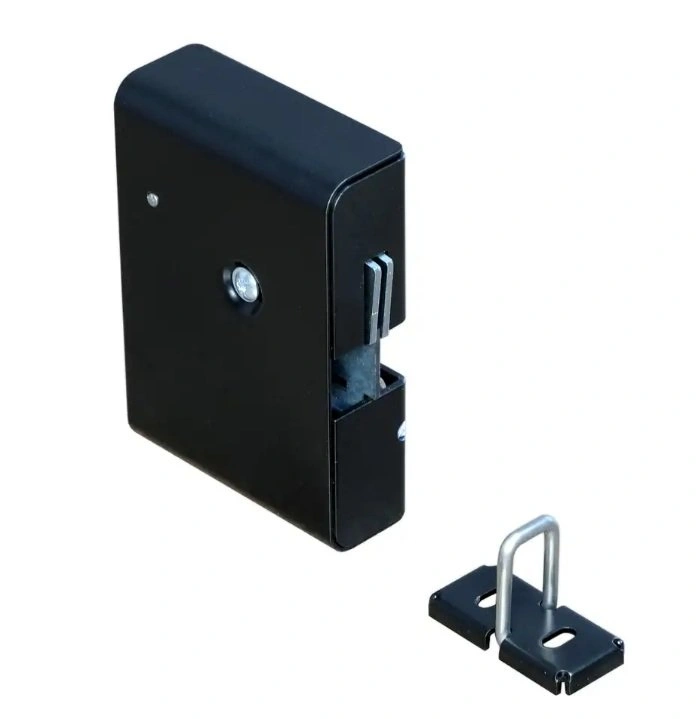 

Замок электромеханический Promix Promix-SM308.10.1 black (Шериф-8 НЗ-Ч) с толкателем и датчиком положения двери. Усилие удержания ригеля 250 кг, SM308.10.1