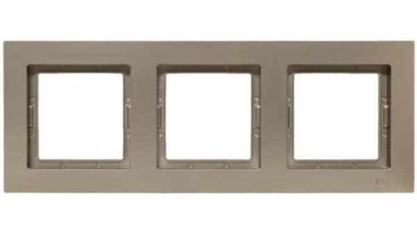 фото Рамка тройная  EKF UP1-FPC-03-44 в Воронеже