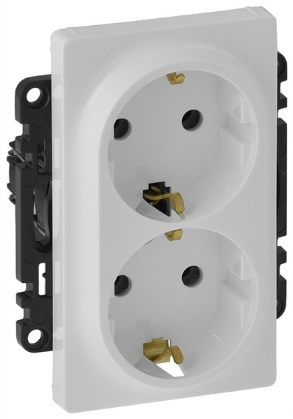 Изображение товара Двойная электрическая розетка Legrand 753127 стандарт Schuko для серии Valena Life