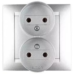 Изображение товара Розетка Simon 1590457-033 внутренняя 2 разъема IP20 стильное решение