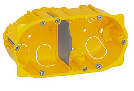 Изображение товара Коробка Legrand 080052 для электроустановки с пластиковым корпусом