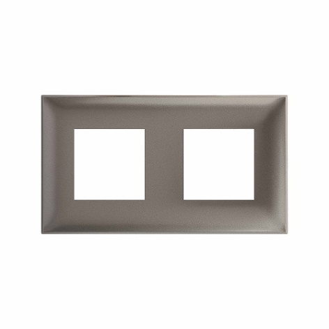 Изображение товара Рамка DKC 4424904 для электроустановочных изделий серый жемчуг