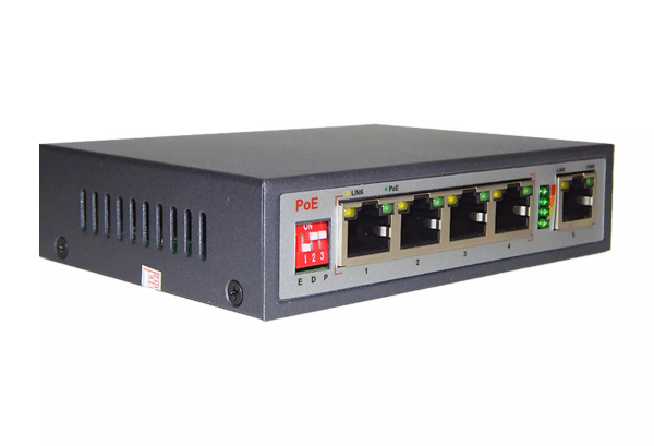 фото Коммутатор сетевой Тромбон IP-К04