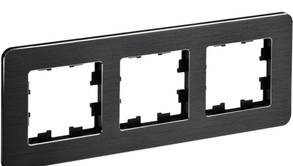 Изображение товара Тройная рамка IEK BR-M32-M-21-K02 для выключателей и розеток