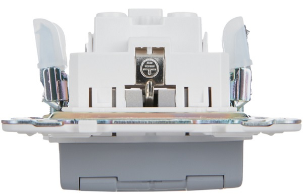 фото Розетка с заземлением с крышкой IEK SK-R16-16-44-K03 в Казани